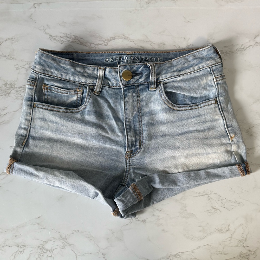 American Eagle Hi-Rise Shortie Shorts - Size 6